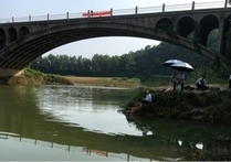 卷桥河